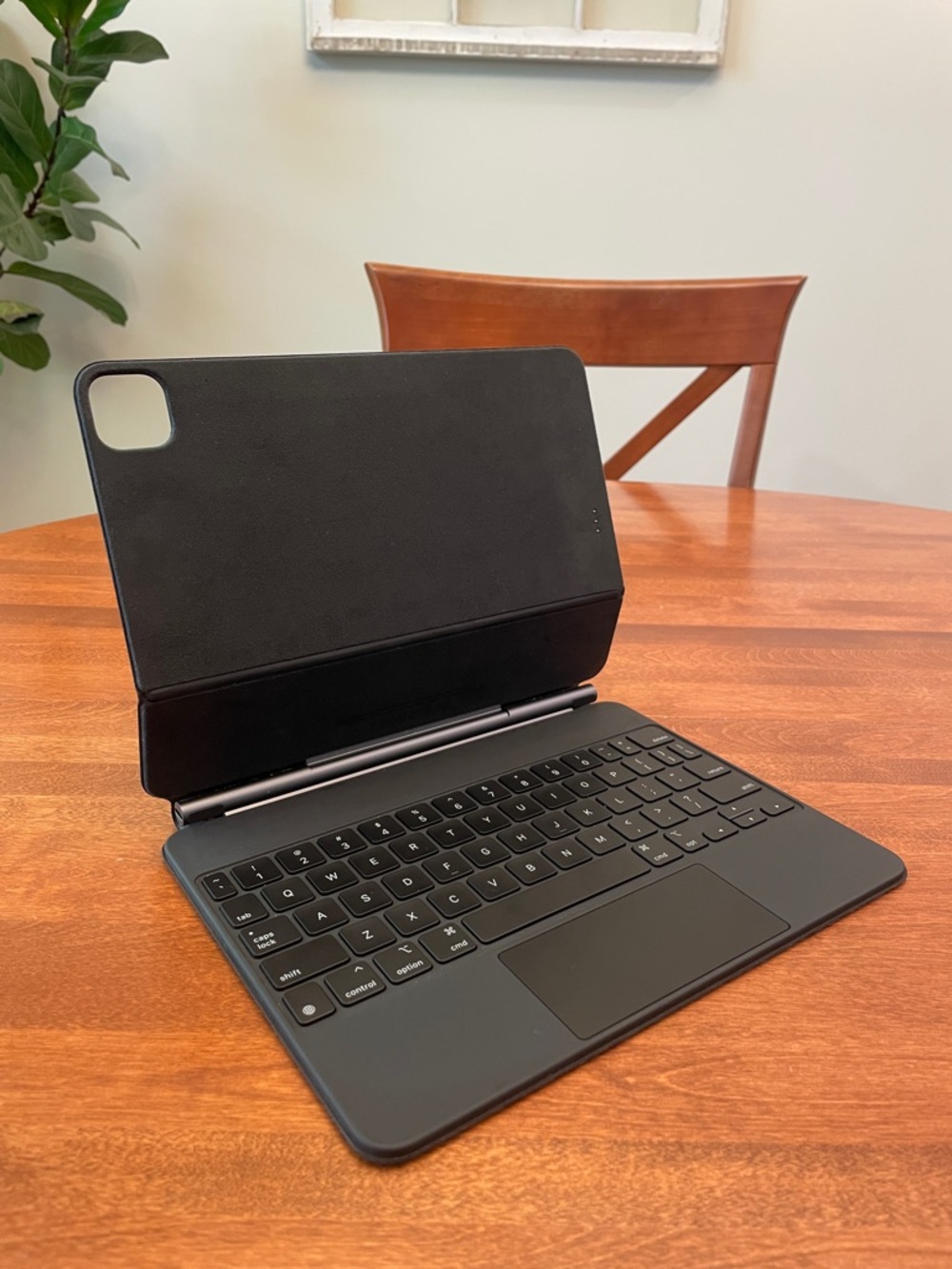 Apple Black Tablet Keyboard Case with Trackpad